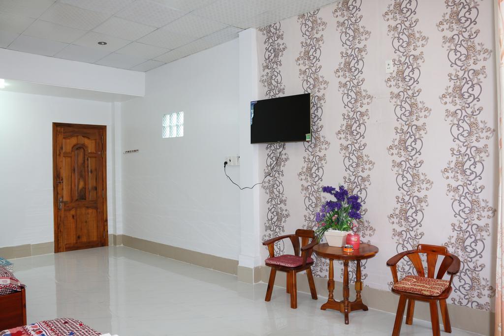 Ngoc May Guesthouse Chau Doc Exterior foto